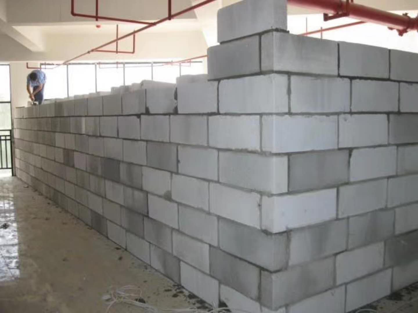 盐津蒸压加气混凝土砌块承重墙静力和抗震性能的研究
